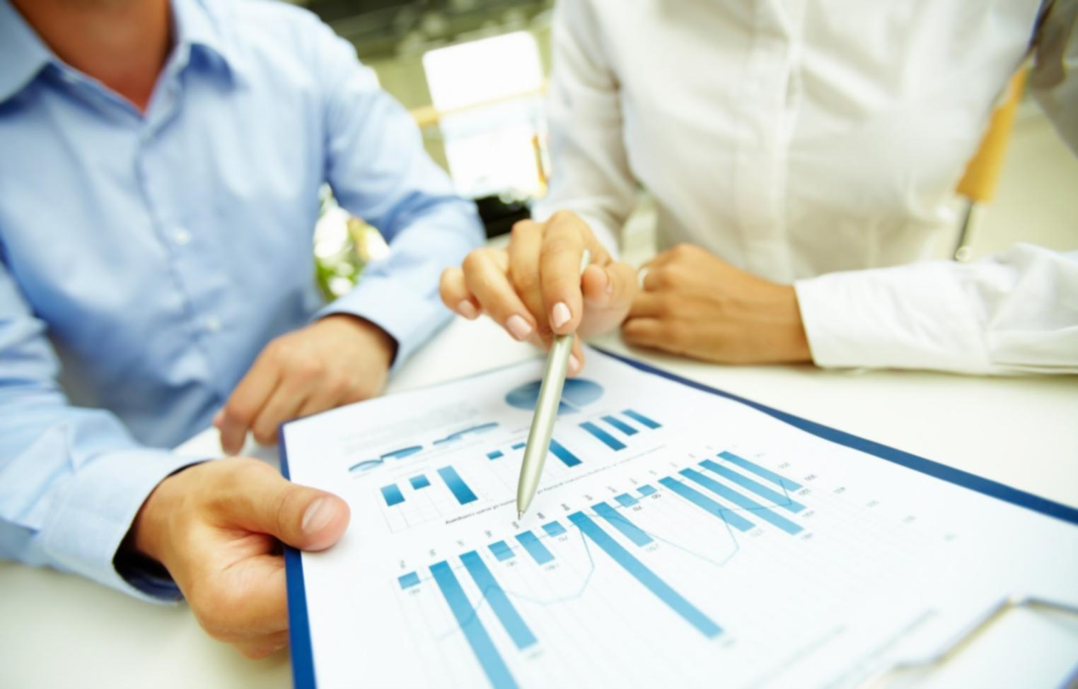 Professionelle Steuerberatung und Dokumentenprüfung